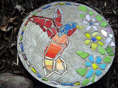 Garden Stone Designs on Garden Mosaic Stepping Stone Free Clever Craft Ideas Sewing