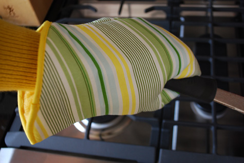 How to make oven mitt sewing pattern craft idea and free project tutorial Free oven mitt sewing pattern