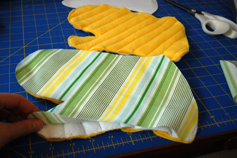 How to make oven mitt sewing pattern craft idea and free project tutorial How to make oven mitt pattern craft idea and free project tutorial