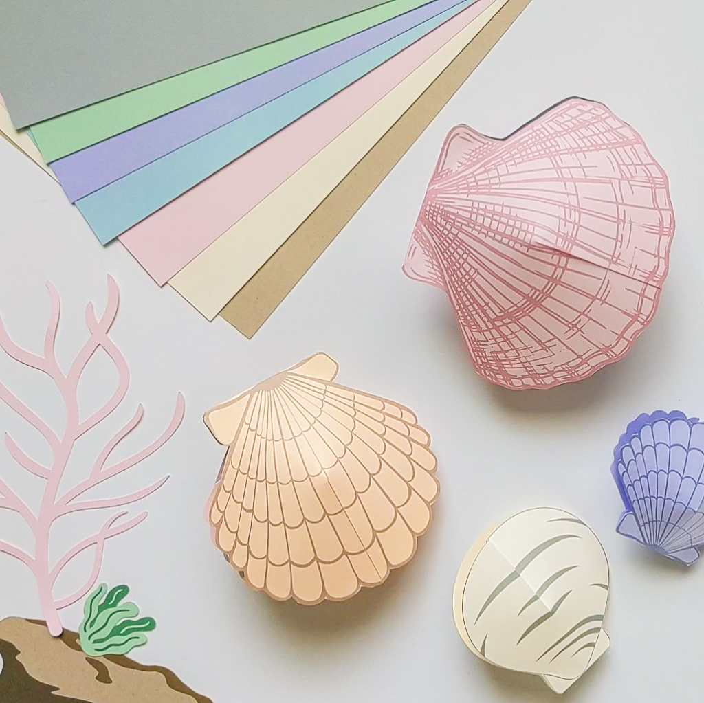 Paper seashells summer craft project for kids - free printable template