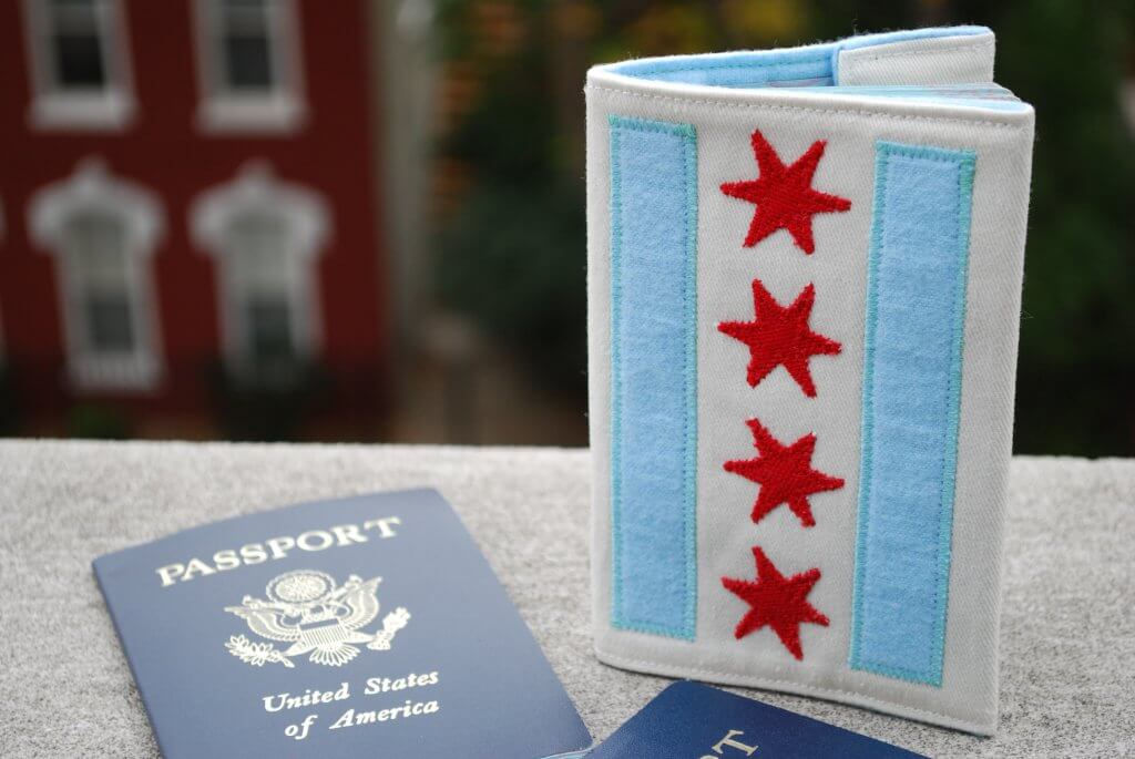 DIY passport cover with Chicago flag free sewing pattern