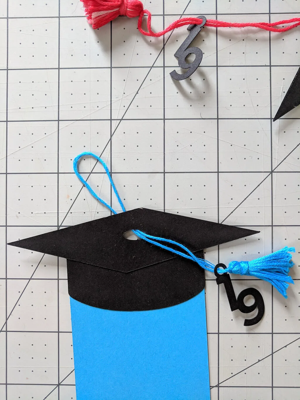 DIY graduation tassel