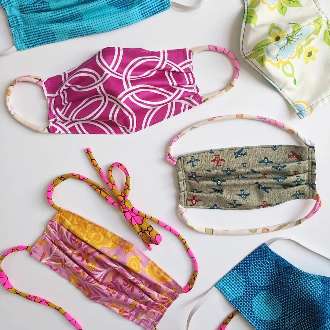 How to Make Quick, Easy Jewelry bags from wire edged ribbon - SEWING OR  GLUING 