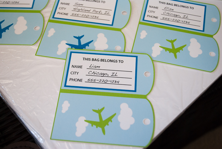 Printable personalized airplane favor bag (goodie bag) luggage tags for an airplane birthday party. Just type to personalize for party guests, print, cut out and tie onto your goodie/favor bags. What a cute and easy airplane birthday party favor bag idea!