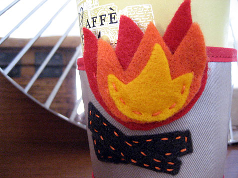 How to make a recycled green Coffee Campfire Cozy free tutorial, template and pattern
