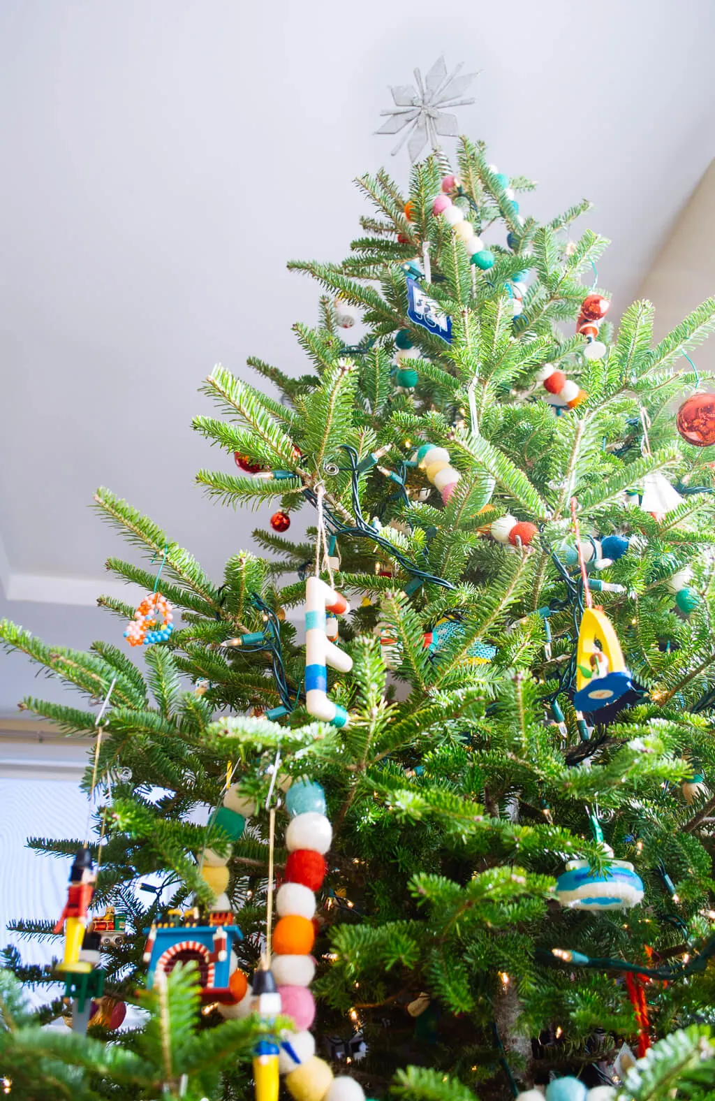 My decorated Christmas tree #ohchristmastree #christmastree #christmas