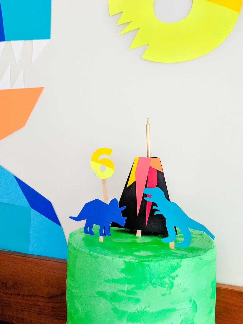 DIY dinosaur cake toppers free printable