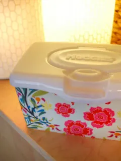 DIY baby wipes container craft