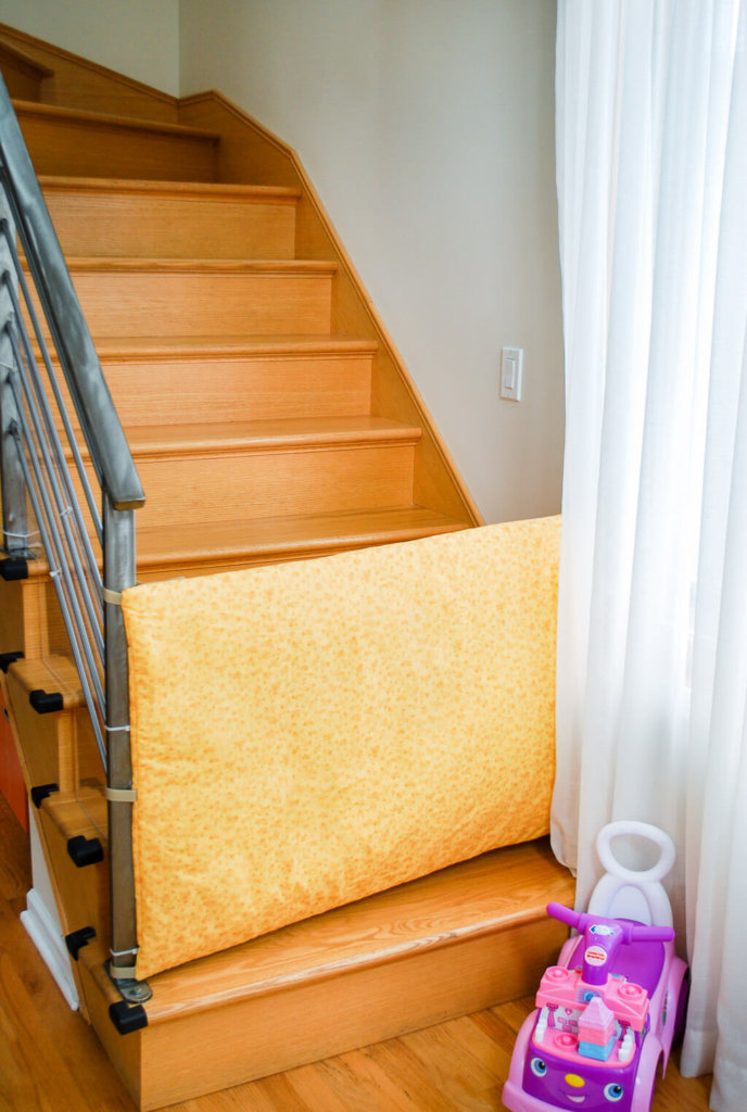curved baby gate