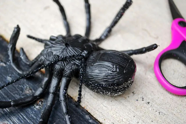 DIY Halloween Front Door Decoration - Subtle Spiderwebs