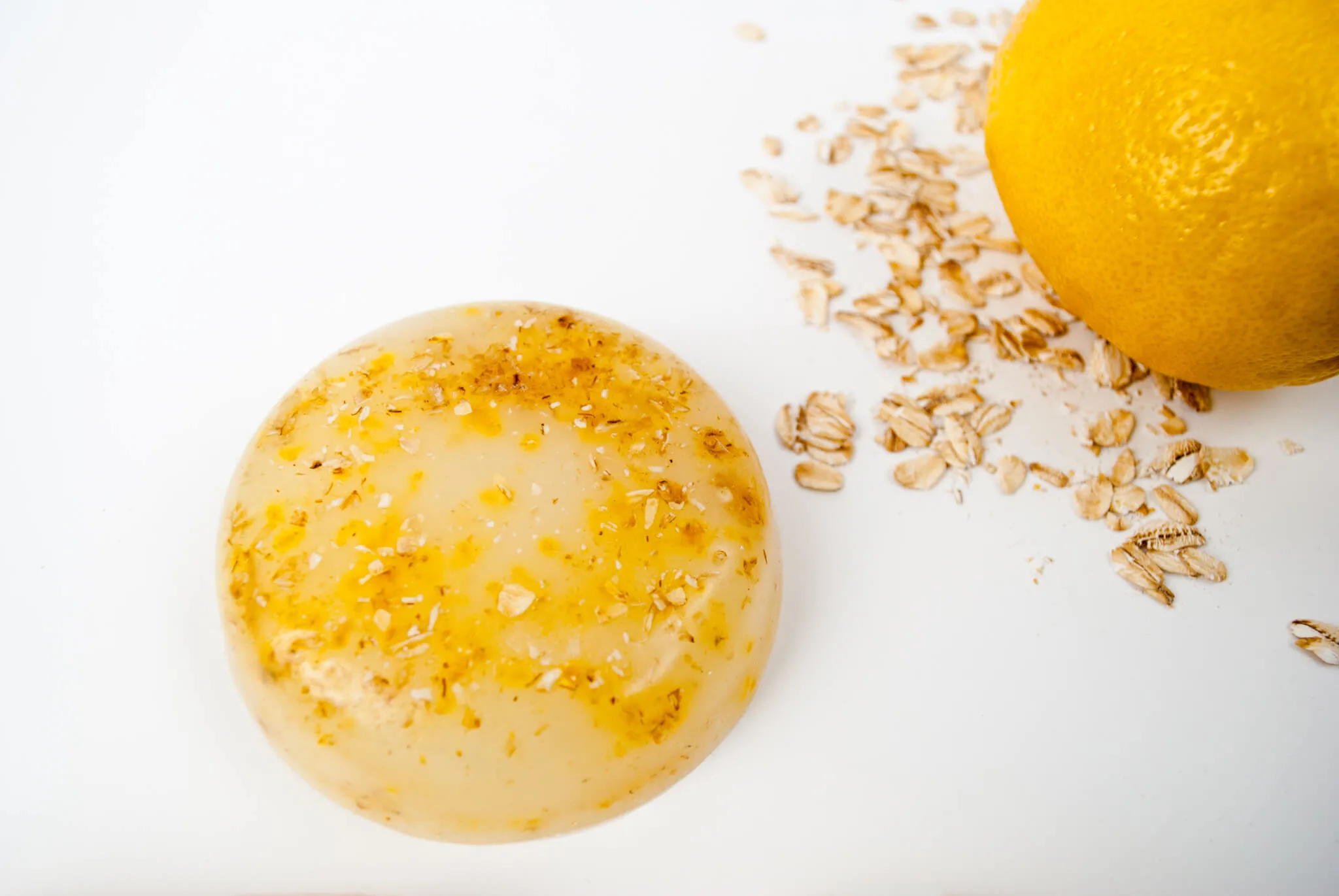 DIY Oatmeal and Lemon Soap. Make this easy 'melt and pour' soap as a DIY gift for Christmas or Mother's Day.