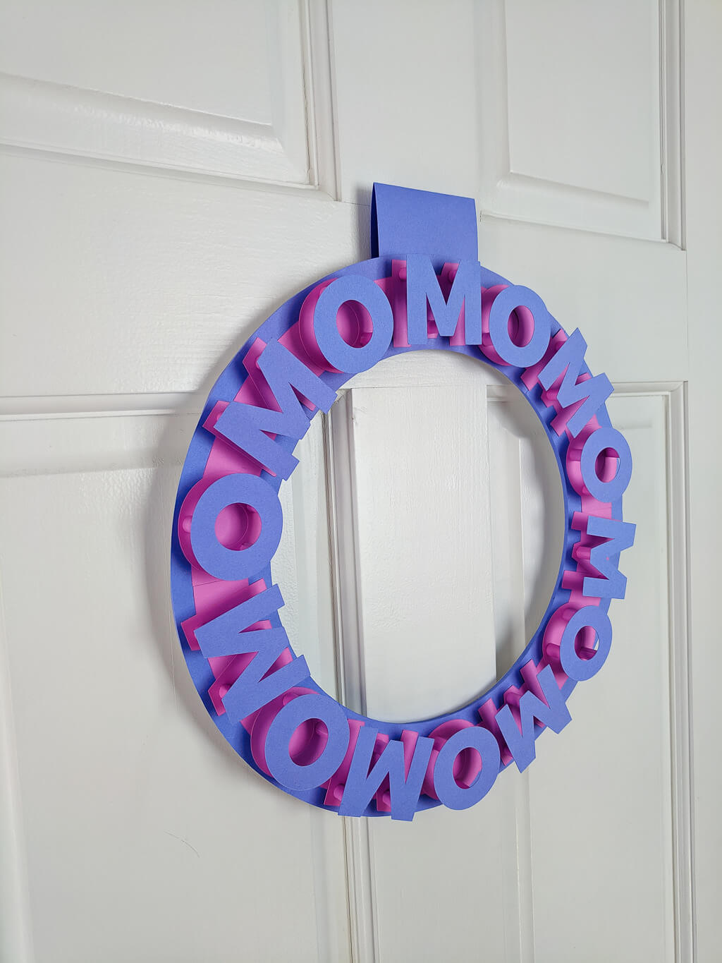 DIY Mother's Day wreath with simple 3D effect