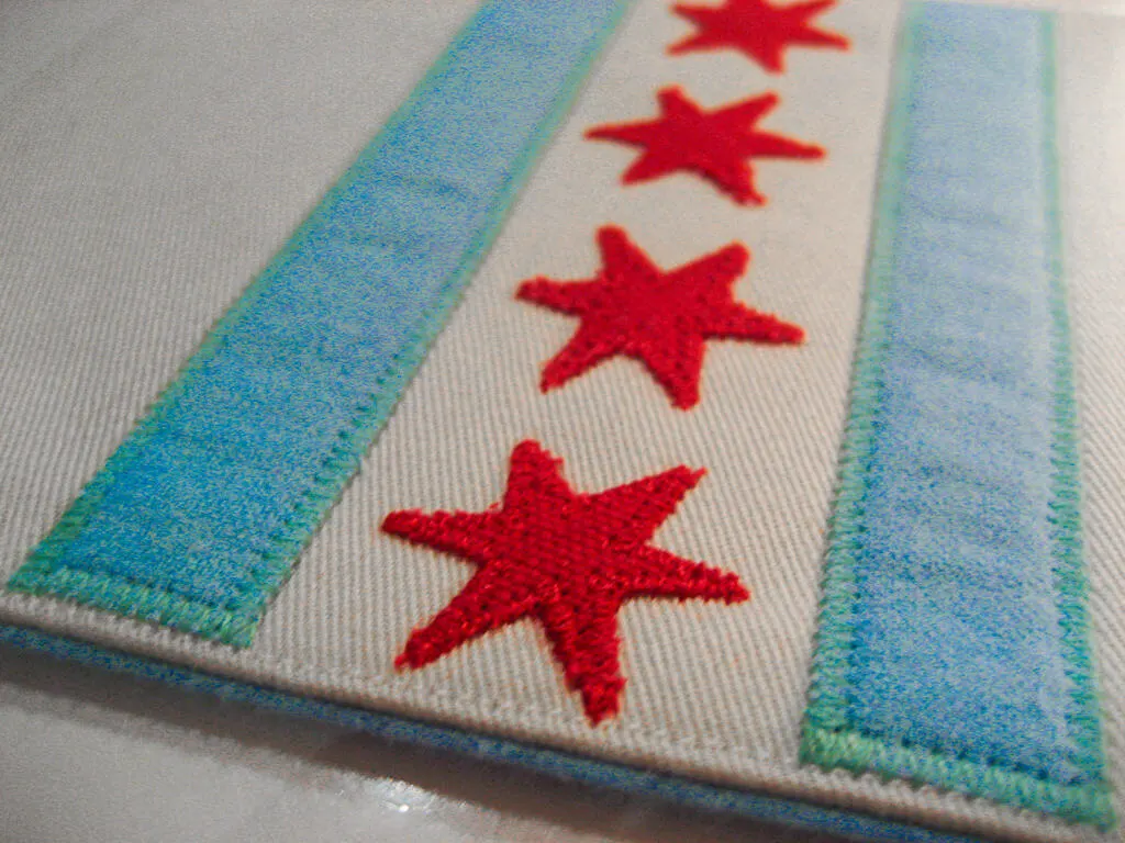 DIY passport cover with Chicago flag free sewing pattern