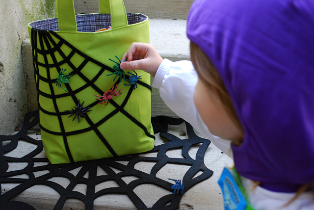Sticky Spiderweb DIY Halloween Treat Bag for Kids