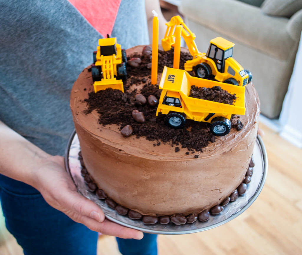 DIY construction cake