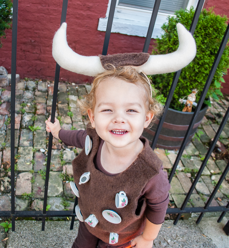 'Bull In A China Shop' Easy DIY Halloween Costume for Toddlers and Kids