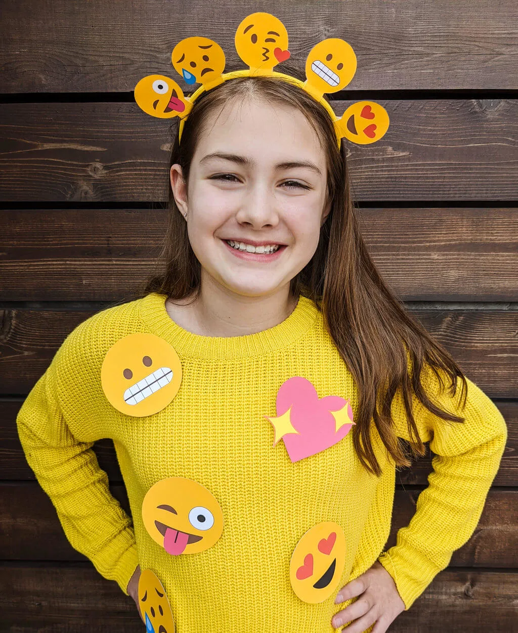 Simple Emoji Halloween Costume DIY Idea