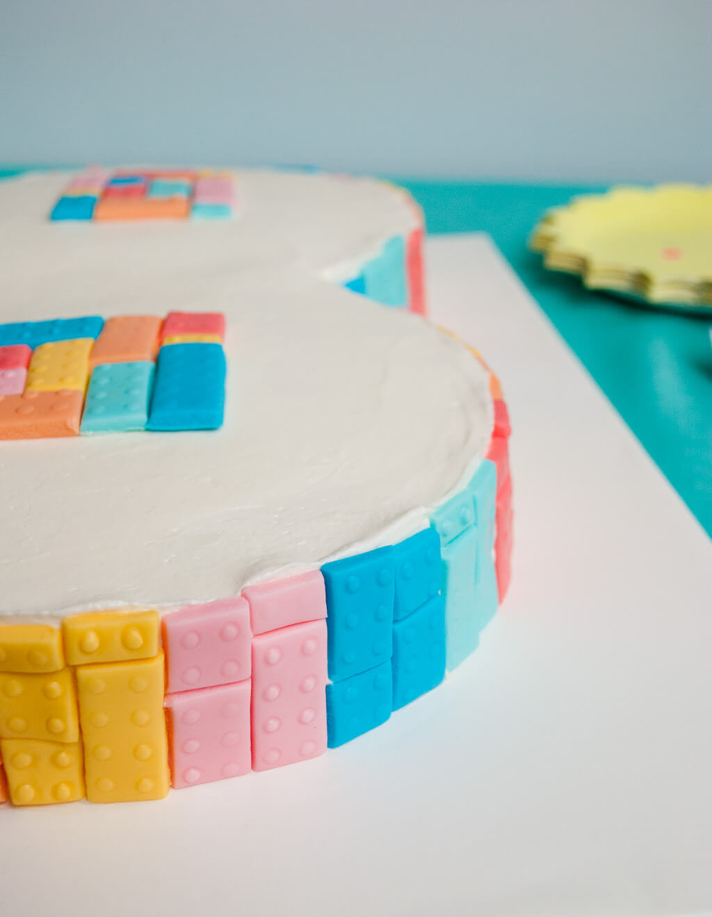Easy LEGO Friends birthday cake for girls