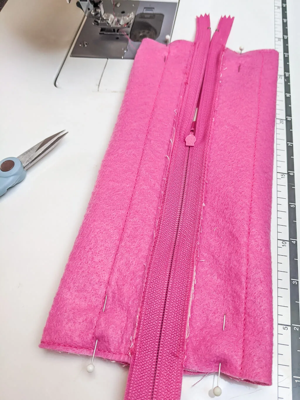 Sewing a lined zipper pencil case pouch