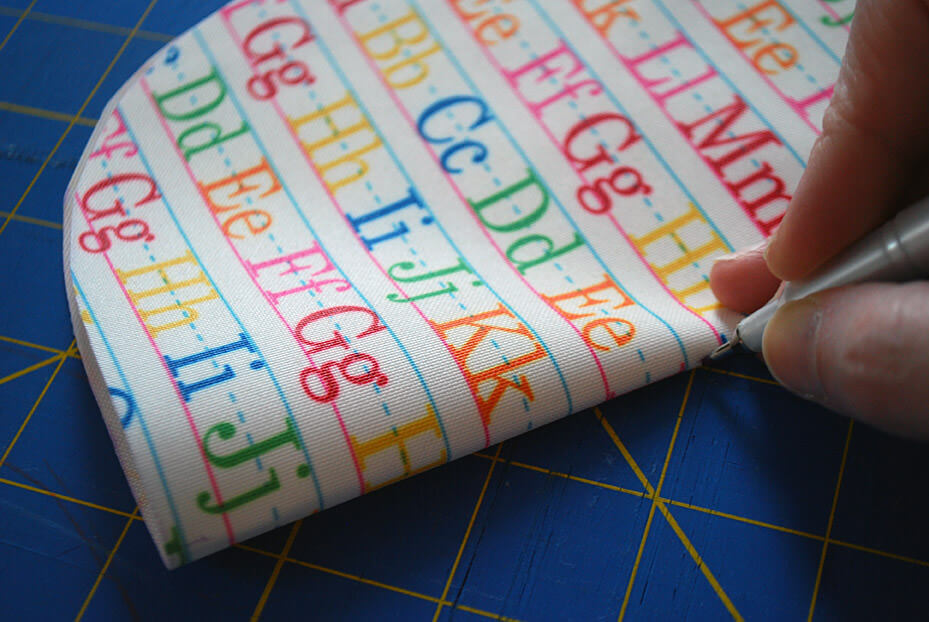 Marking the center of a baby bib when sewing