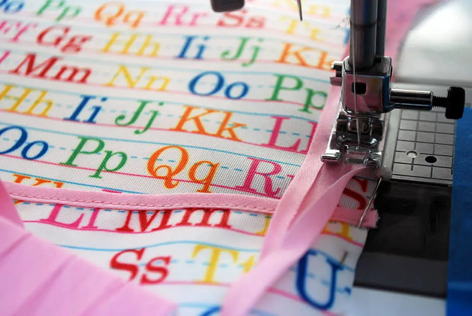 How to sew bias tape on a baby bib