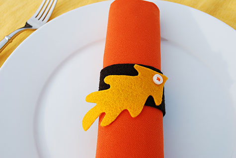 Easy DIY Felt Napkin Rings