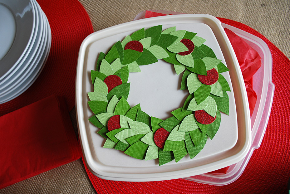 Festive stockings decoration on food storage container lids for pot lucks  and cookie exchanges - Merriment Design