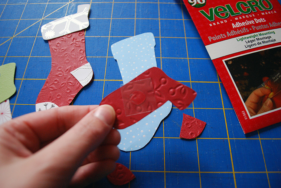 Festive stockings decoration on food storage container lids for pot lucks  and cookie exchanges - Merriment Design