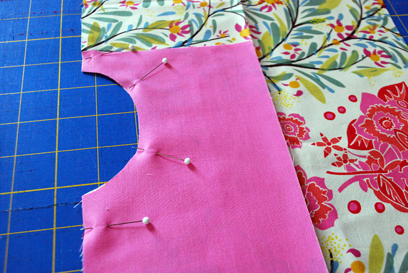 How to make a pillowcase free pattern and tutorial