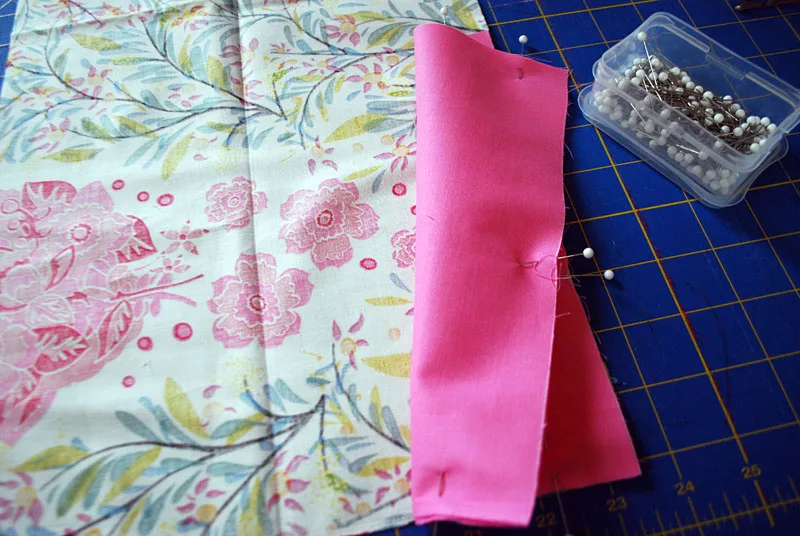 How to make a pillowcase free pattern and tutorial