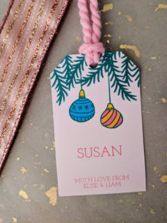 Free editable Christmas tags - in pink!