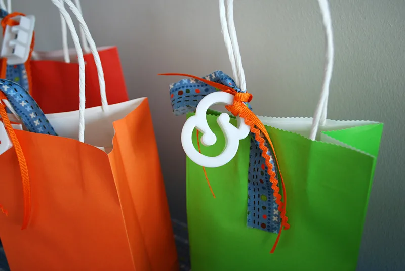 Goodie bags and favor bags idea for kids birthday