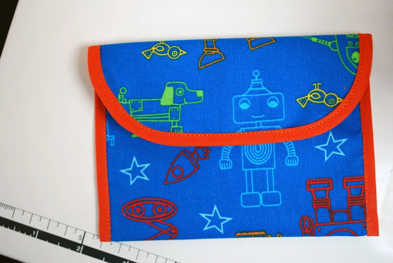 How to sew reusable fabric sandwich and snack bags - Merriment Design