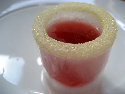 Ice cube shot glass DIY