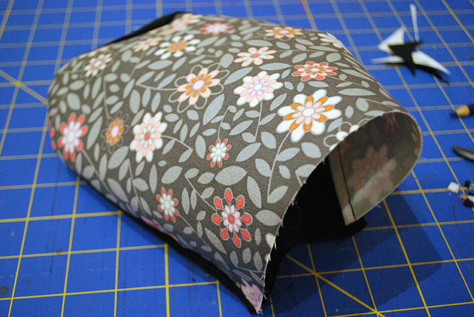 How to sew a child-sized messenger bag flap