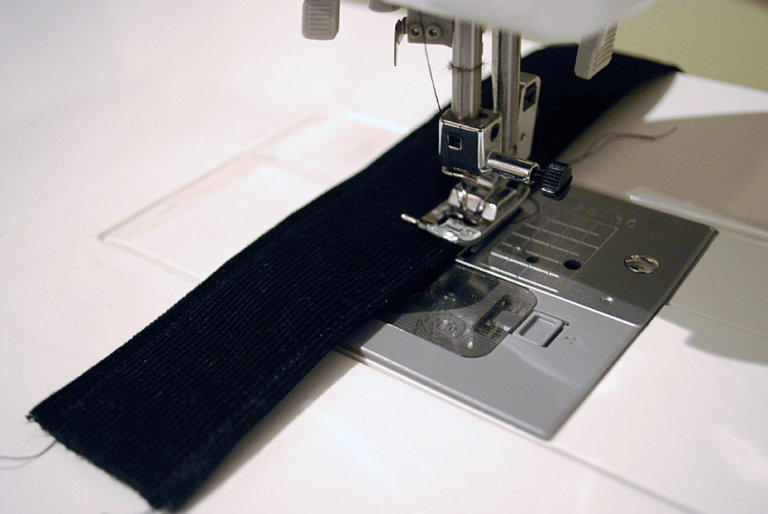 Kidsized Messenger Bag Free Pattern and Sewing Tutorial Merriment Design