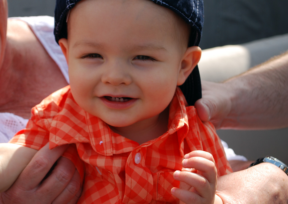 How to make a DIY 1st birthday bib for first birthdays