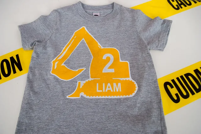 How to make a DIY personalized excavator digger iron-on t-shirt for a #construction birthday party. Just type to personalize, print, iron on, and wear!