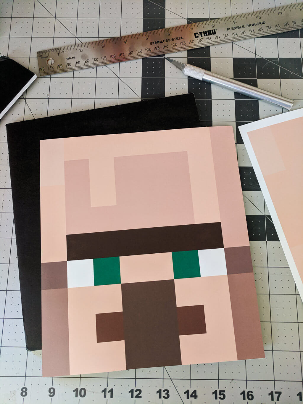 Ledig støbt Sprællemand Minecraft costume head DIY: Free Villager printable for Halloween or a  Minecraft party - Merriment Design