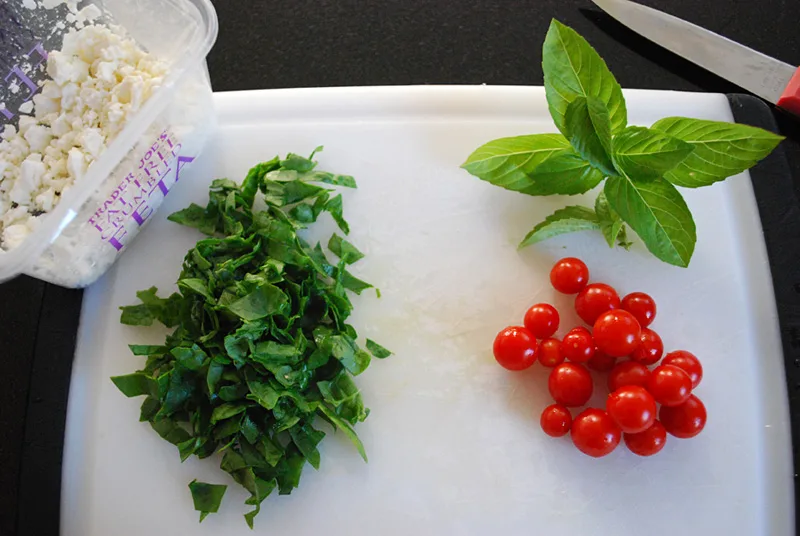 Mini frittatas recipe - mini spinach and feta or tomato and basil versions
