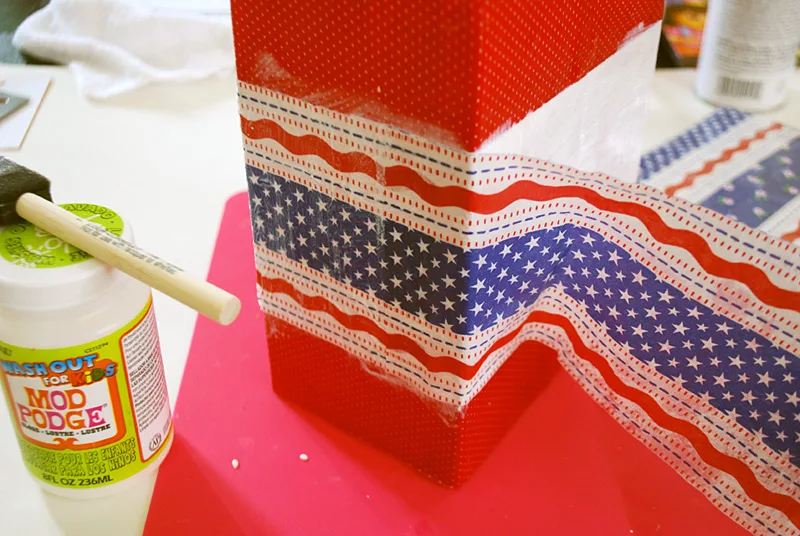 Mod Podge Sparkler Safety Caddy for the Fourth of July