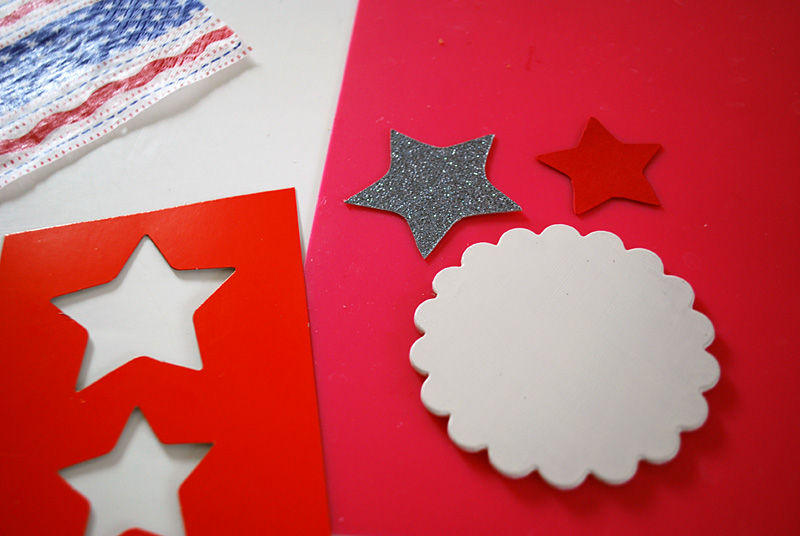 Mod Podge Sparkler Safety Caddy for the Fourth of July