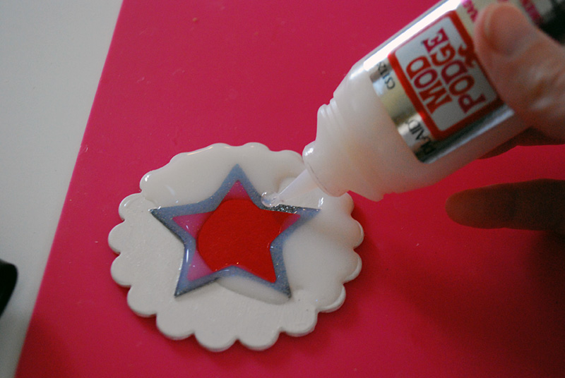 Mod Podge Sparkler Safety Caddy for the Fourth of July