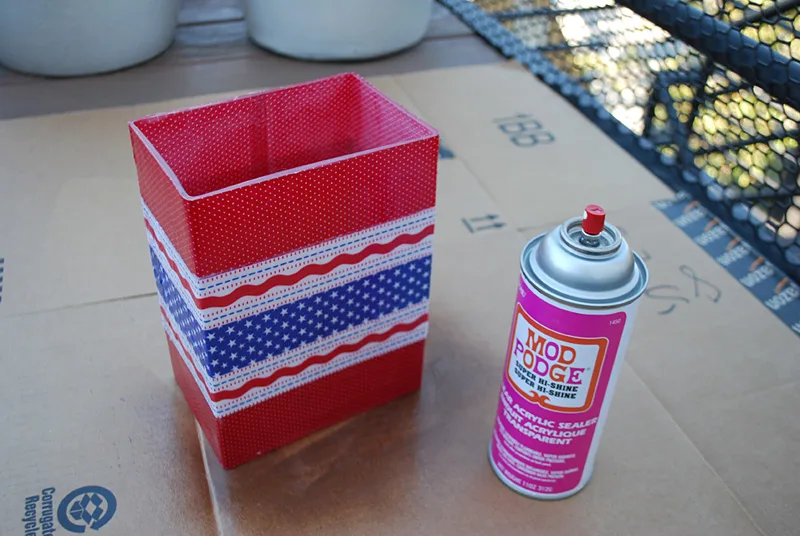 Mod Podge Sparkler Safety Caddy for the Fourth of July