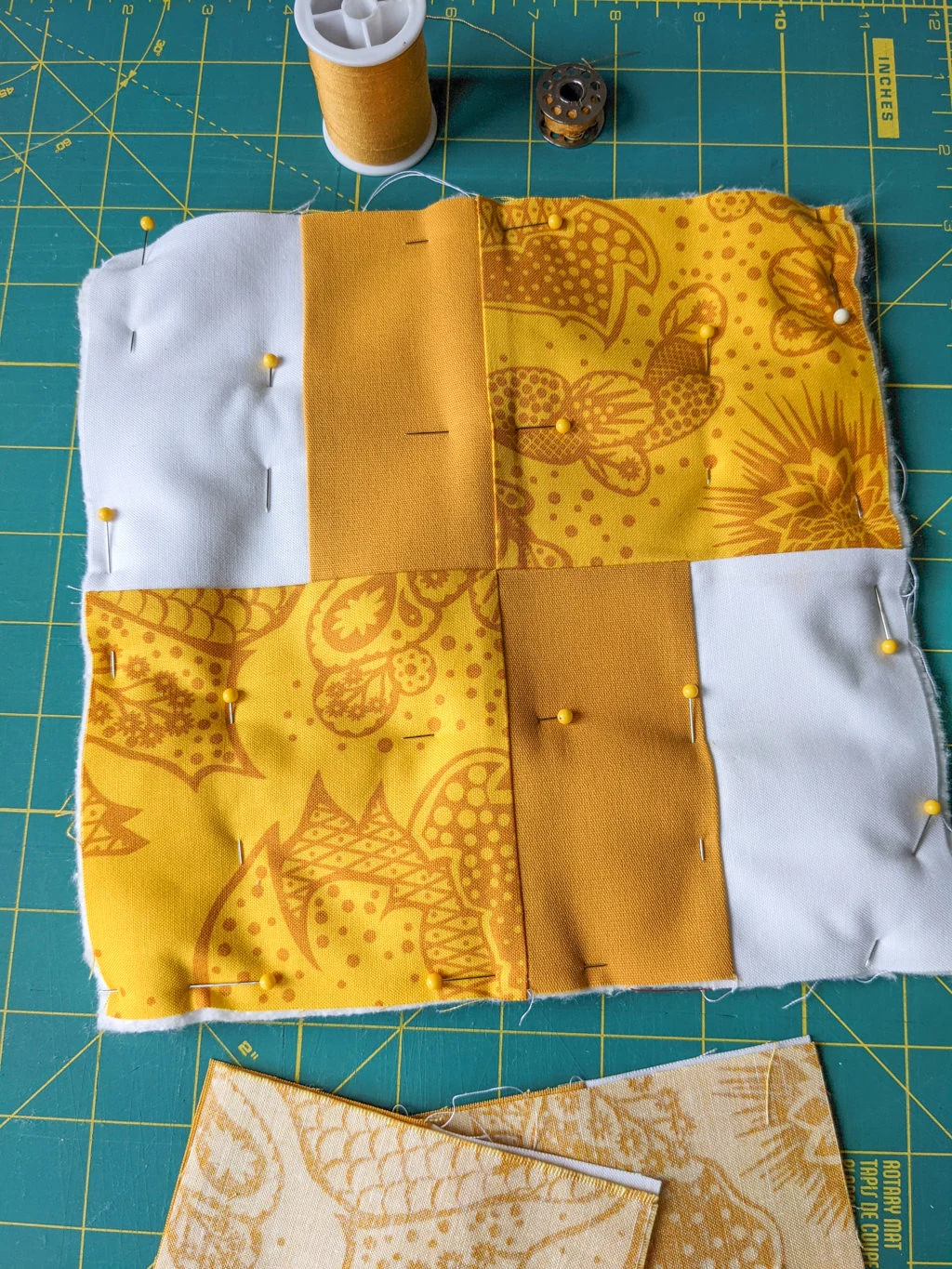 How to sew a quilted DIY patchwork potholder
