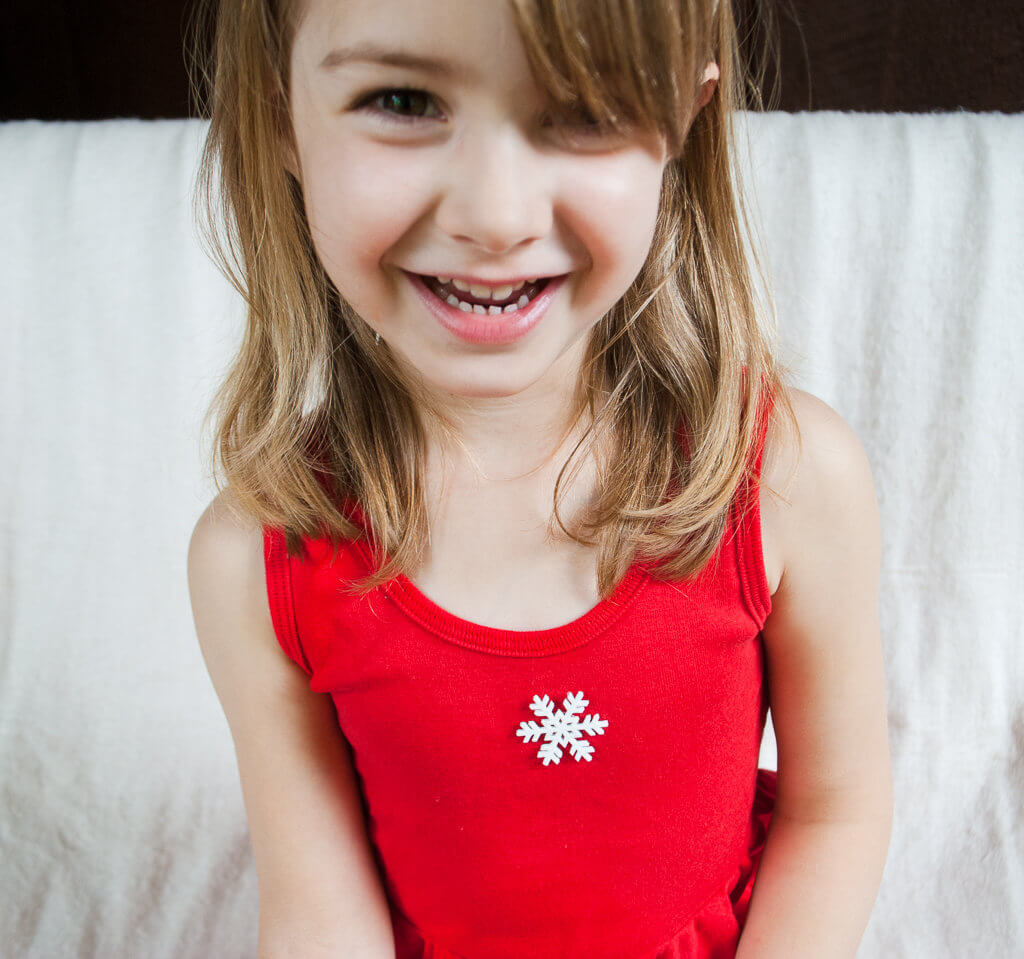 Shrinky Dink snowflakes! #snowflake #shrinkydink #letitsnow