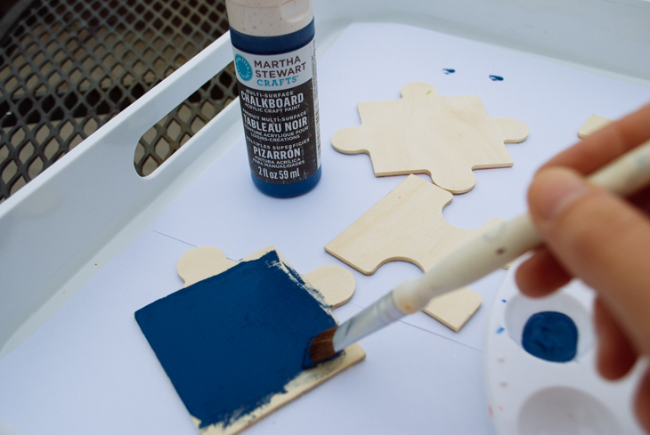 How to make no-smudge DIY Chalkboard Puzzles using recycled wooden puzzles free craft tutorial @merrimentdesign @marthastewart