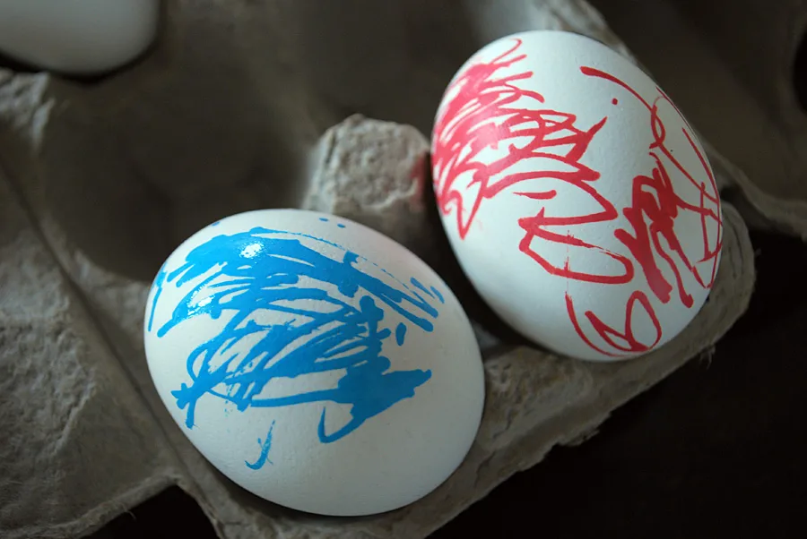 Paint pen Easter eggs kids craft idea