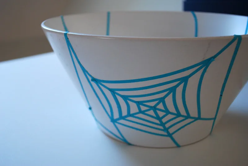 Painted Spiderweb Halloween Trick-Or-Treat Candy Bowl free project tutorial