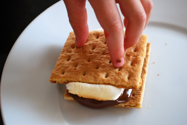 Peanut Butter Cup S'mores Recipe